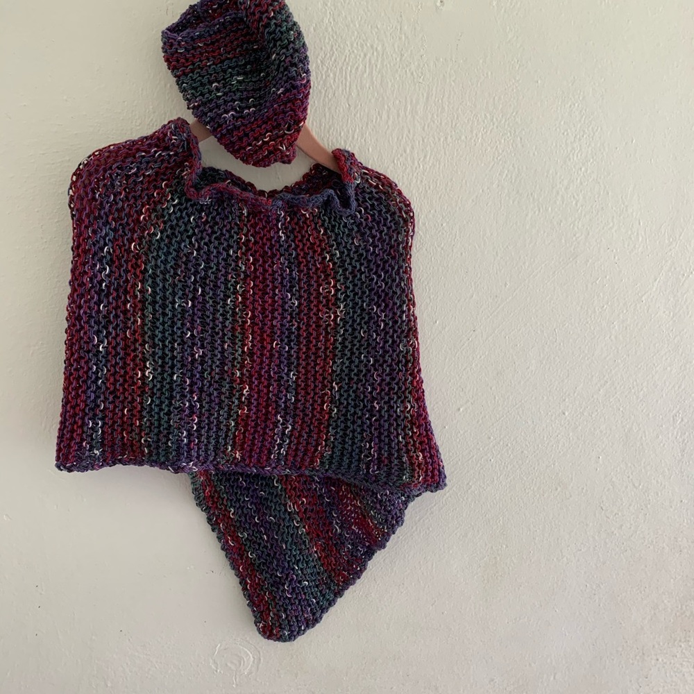 Girl poncho and hat - Picture 3 of 3